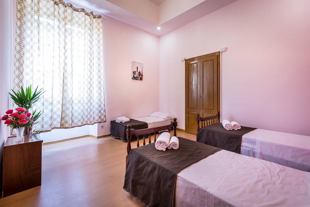 Rooms77 Florence Centro Storico Firenze Exterior photo